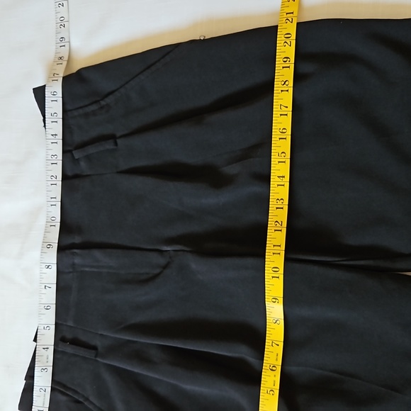 Apostrophe Black Pleated Tapered Leg Pants Size 10 - Picture 10 of 15